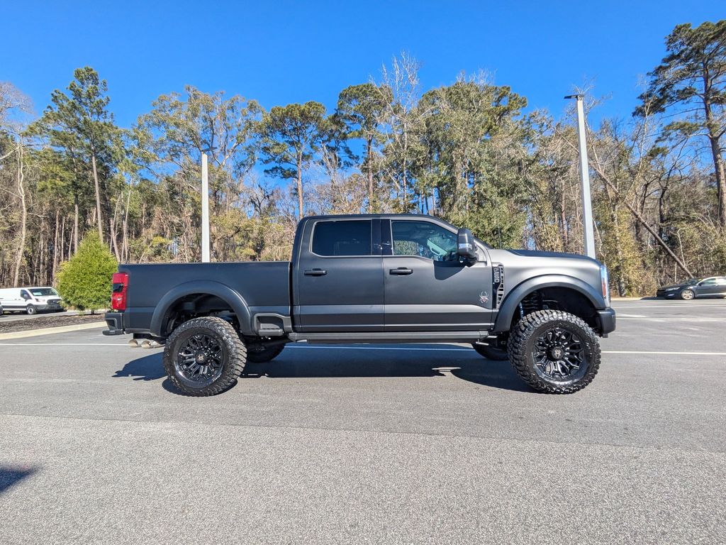 2026 Ford F-250 Black Widow