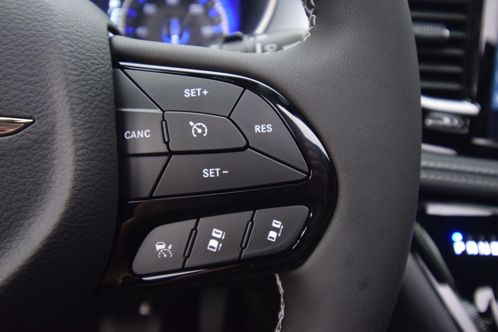 new 2026 Chrysler Pacifica car, priced at $47,696