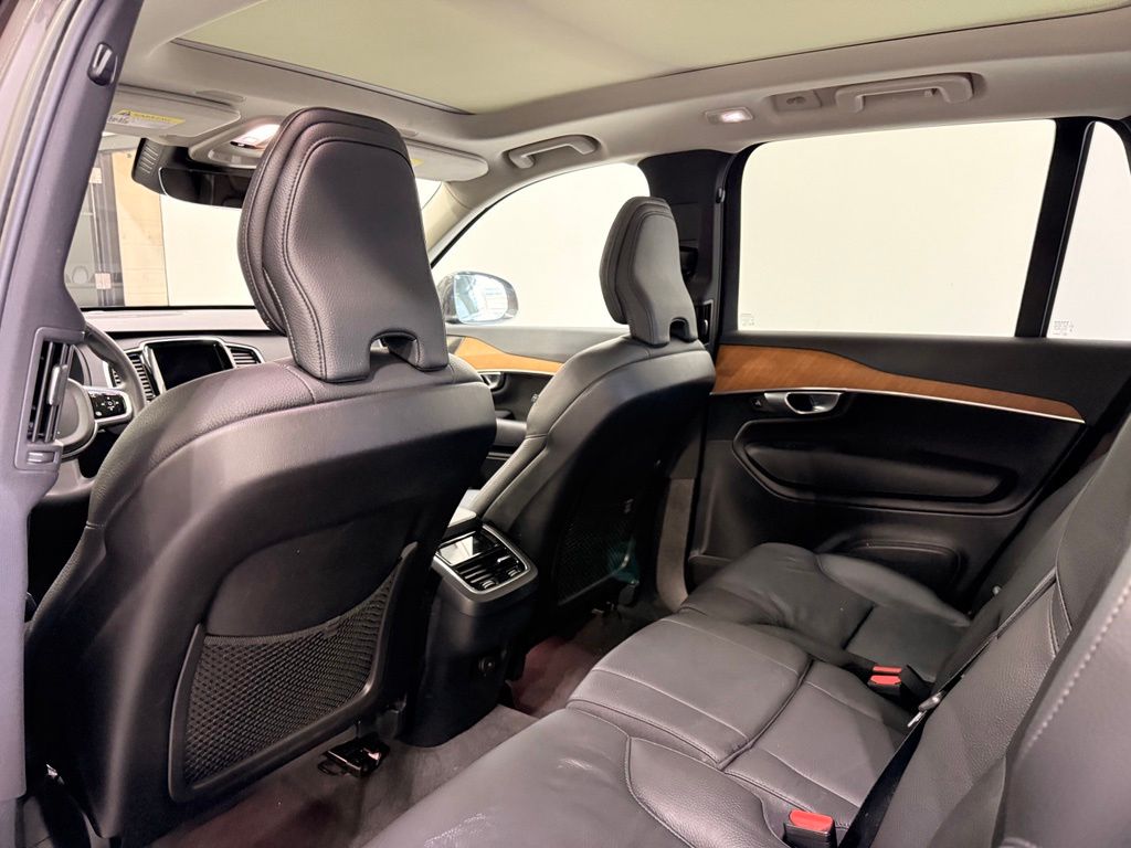 Thumbnail: 2023 Volvo XC90 - 20