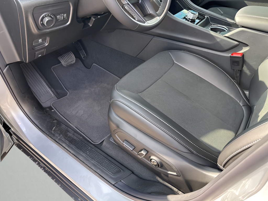 New Car 2025 Jeep Grand Cherokee  For Sale Under $40,000 In Austin, Texas