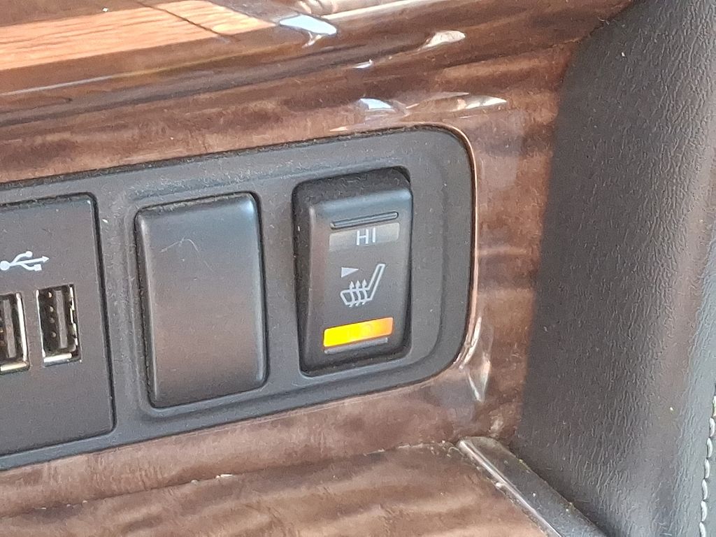 Thumbnail: 2018 Nissan Armada - 27