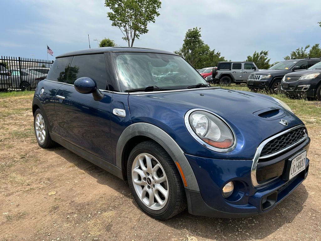 2015 MINI Cooper Base 4