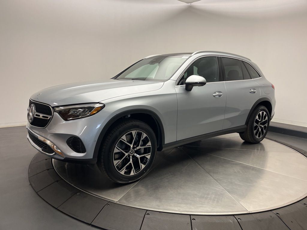 Thumbnail: 2026 Mercedes-Benz GLC - 3