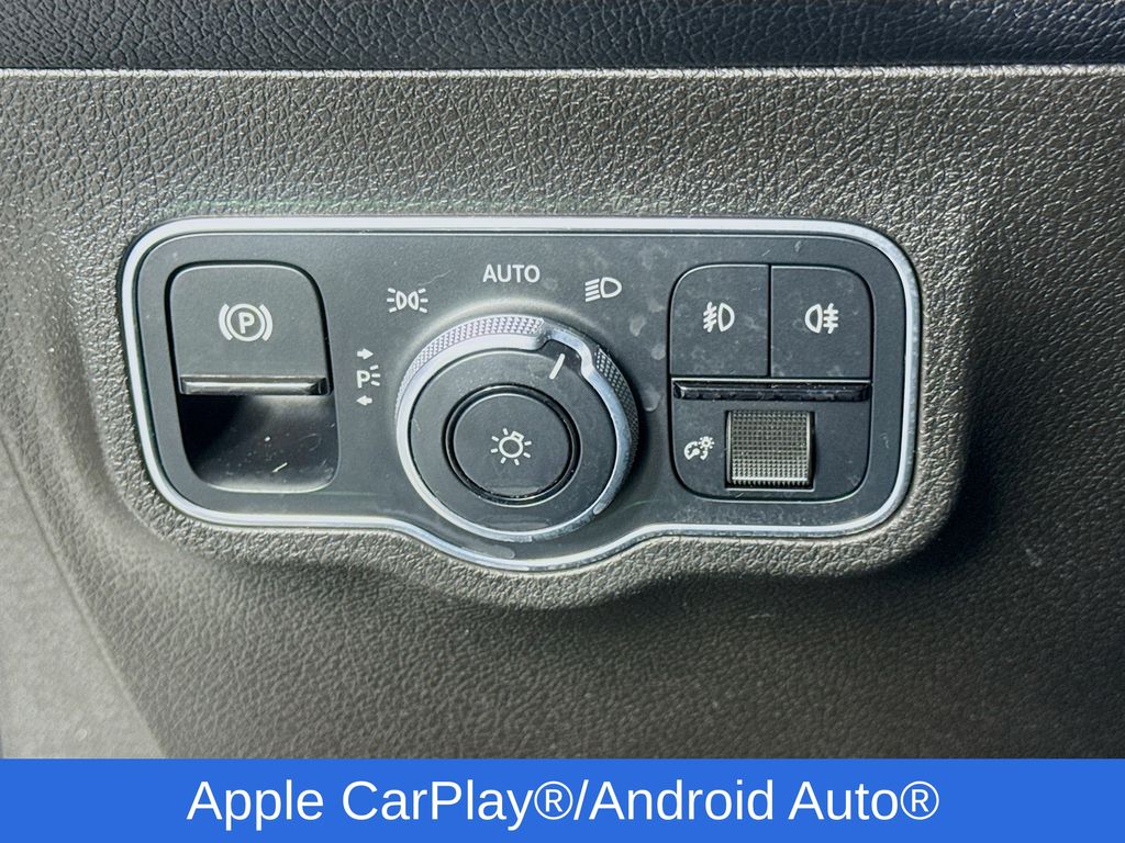 Used Car 2020 Mercedes-benz Glb  Glb 250 For Sale Under $25,000 In Austin, Texas
