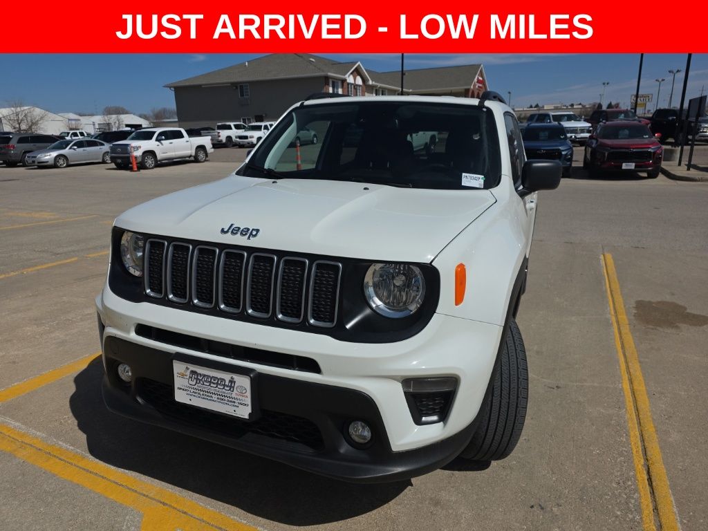 2022 Jeep Renegade Latitude 4WD