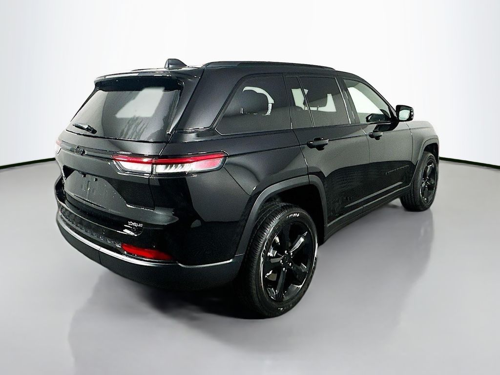 New 2025 Black Jeep Altitude image 7