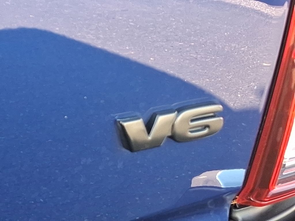 Thumbnail: 2022 Toyota Tacoma - 31