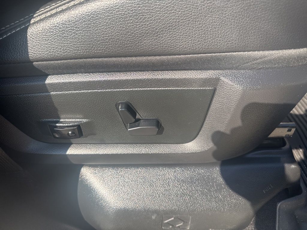 2018 Ram 2500 Laramie Crew Cab 4x4 6'4" Box