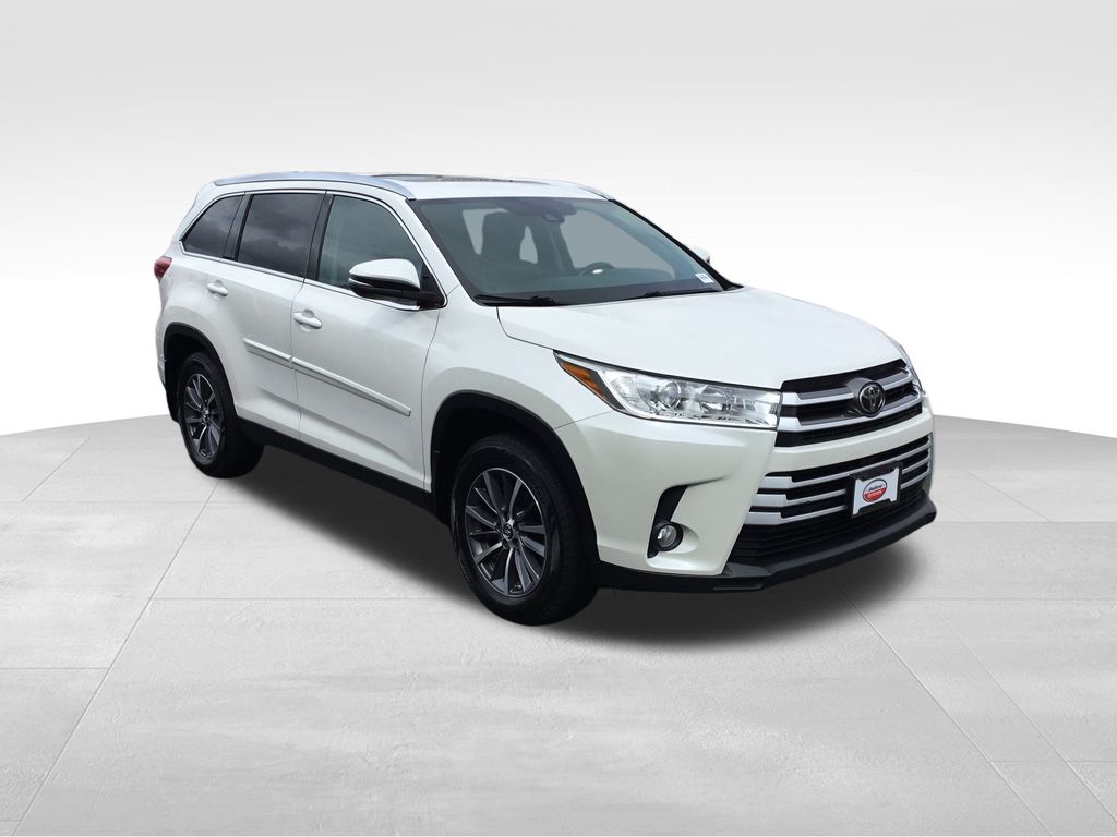 2019 Toyota Highlander XLE 7