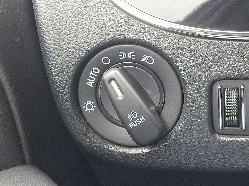 2018 Dodge Grand Caravan SE 22