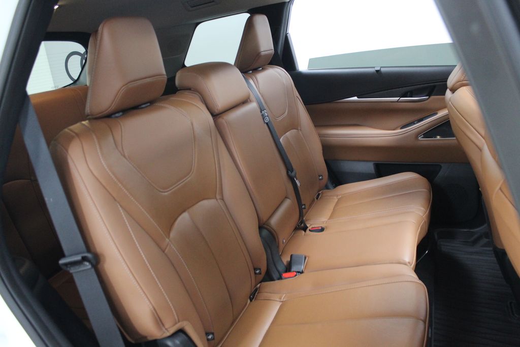 Thumbnail: 2024 INFINITI QX60 - 31