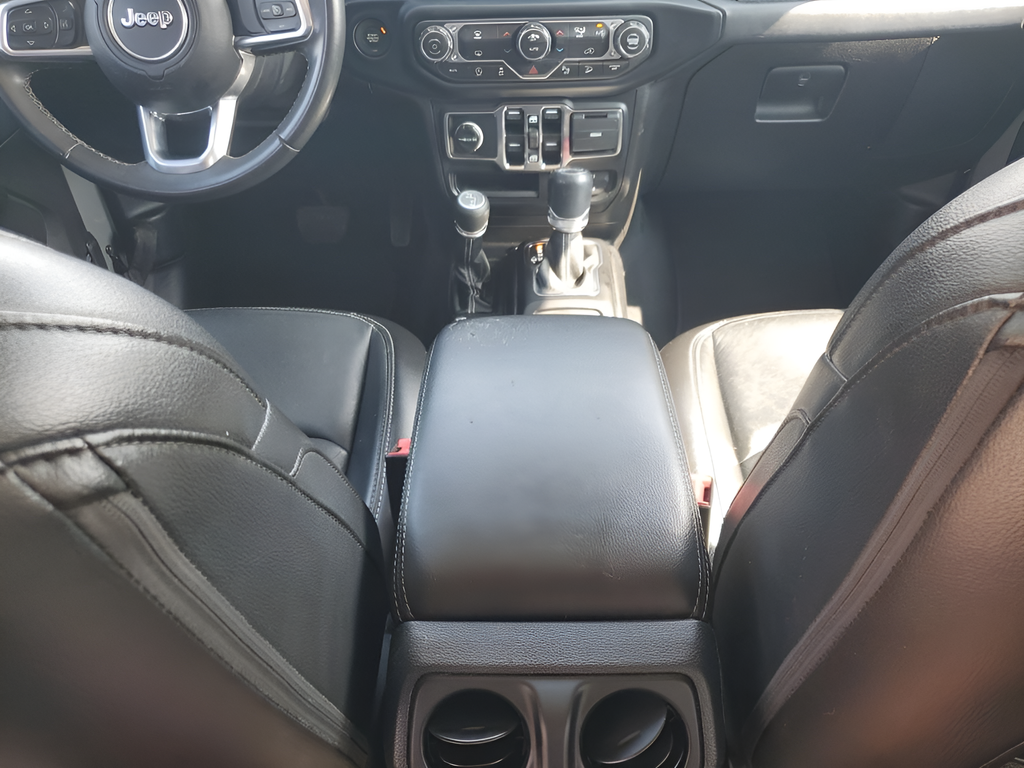 Used Car 2019 Jeep Wrangler  Unlimited Sahara For Sale Under $25,000 In Austin, Texas