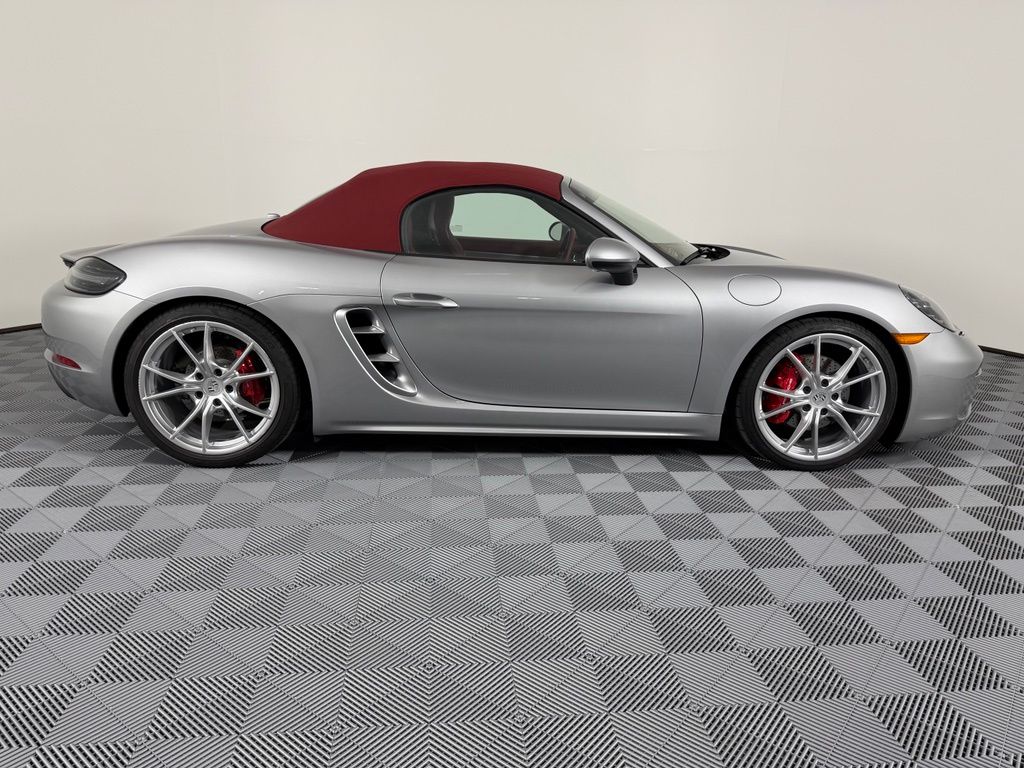 Thumbnail: 2025 Porsche 718 Boxster - 11