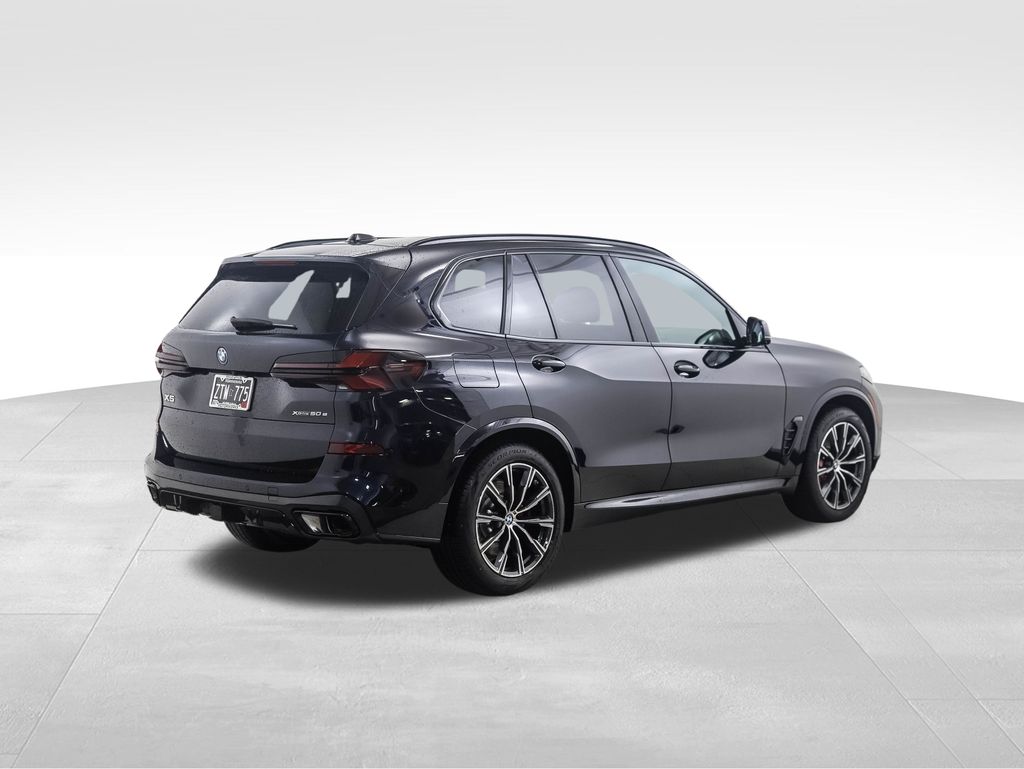 Thumbnail: 2026 BMW X5 - 5