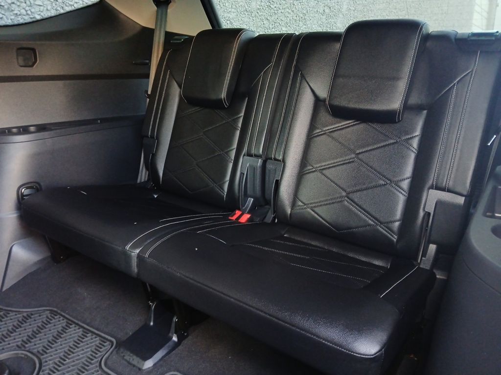 Used Car 2024 Volkswagen Atlas  2.0t Se W/technology For Sale Under $30,000 In Austin, Texas