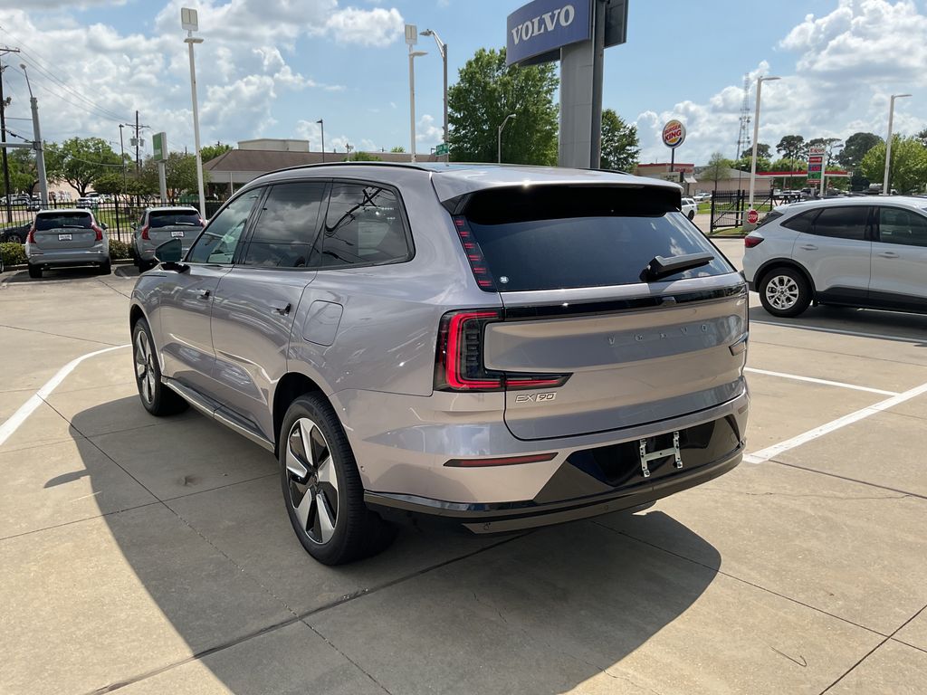 New 2026 Blue Volvo  image 5
