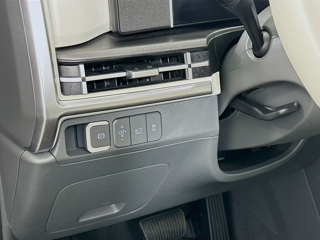 Thumbnail: 2025 Hyundai Santa Fe - 10