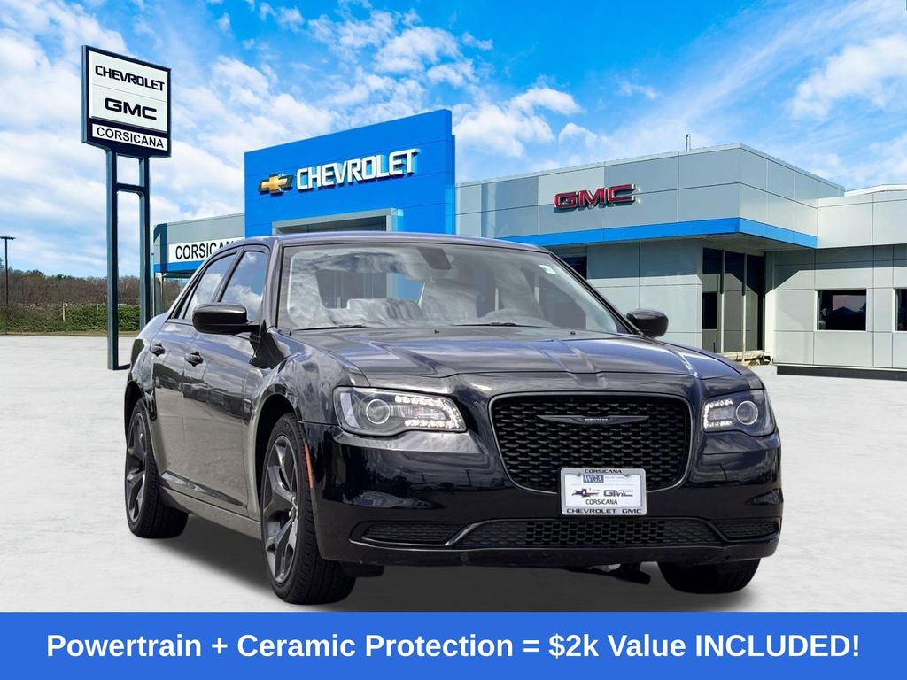 Gloss Black 2023 Chrysler 300 Sedan Rear-Wheel Drive 8-Speed Automatic