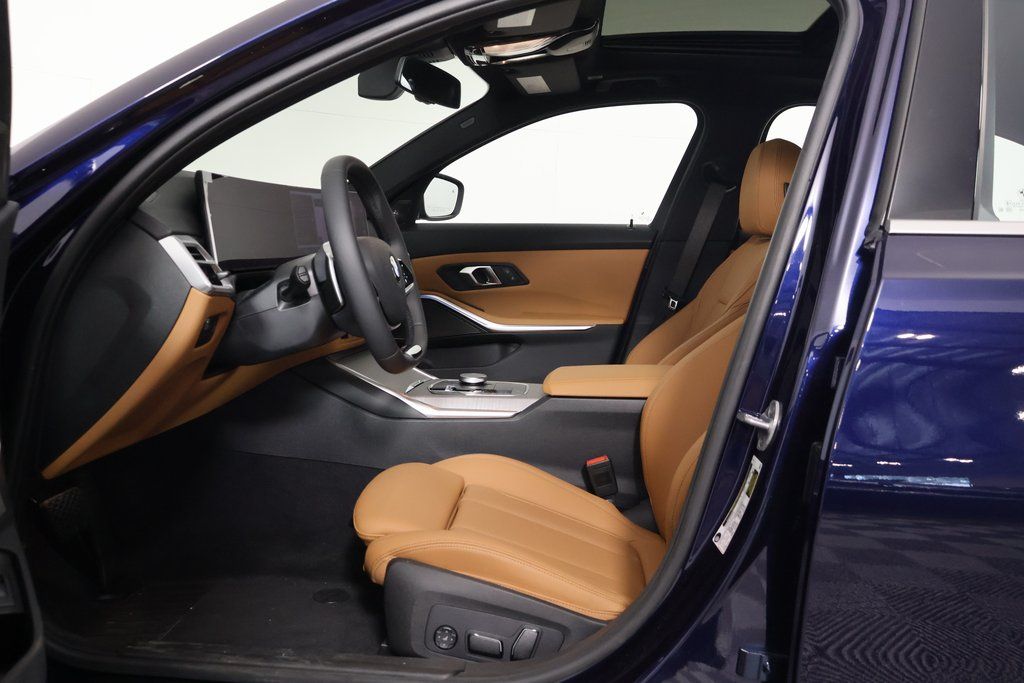 Thumbnail: 2026 BMW 3 Series - 5