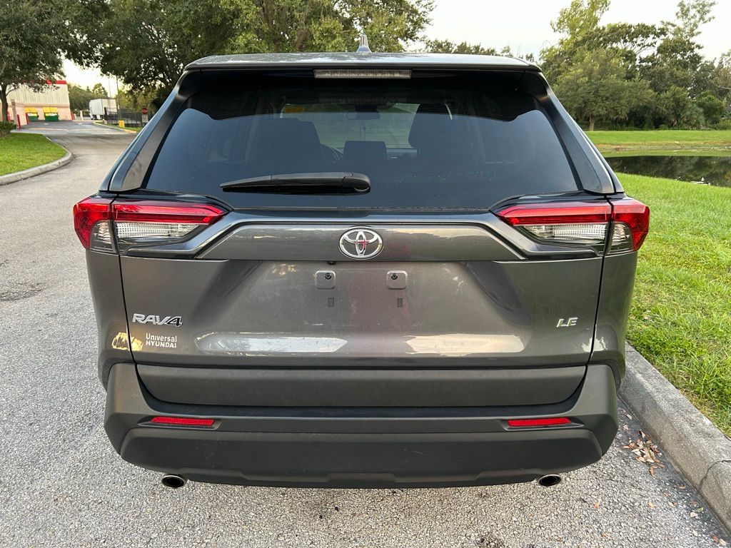 Thumbnail: 2022 Toyota RAV4 - 4