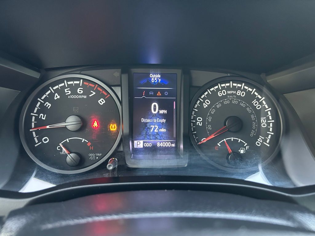 Thumbnail: 2021 Toyota Tacoma - 22