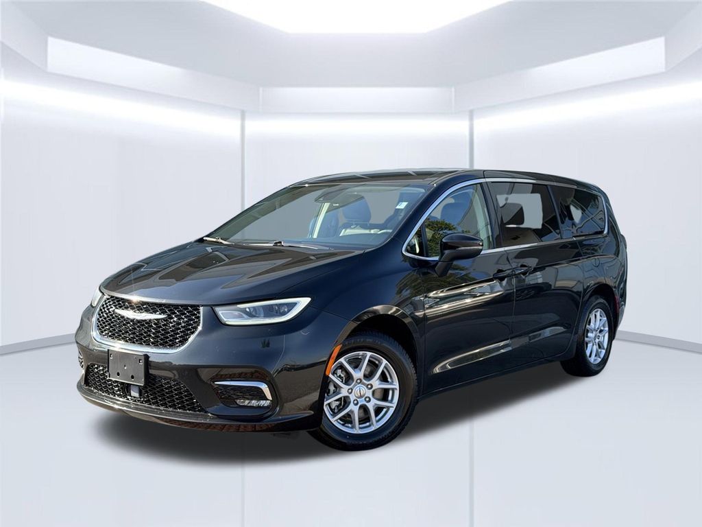 2023 Chrysler Pacifica Touring L FWD    