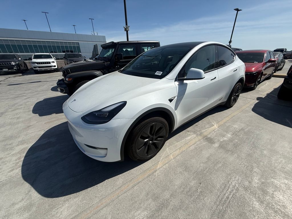 2025 Tesla Model Y Long Range RWD