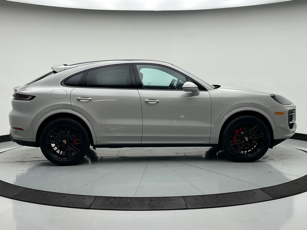 Thumbnail: 2026 Porsche  - 8