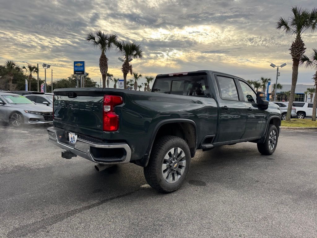 2025 Chevrolet Silverado 2500HD LT 8