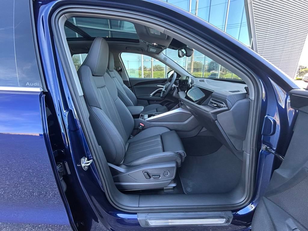 New 2025 Blue Audi 2.0T Premium Plus image 38