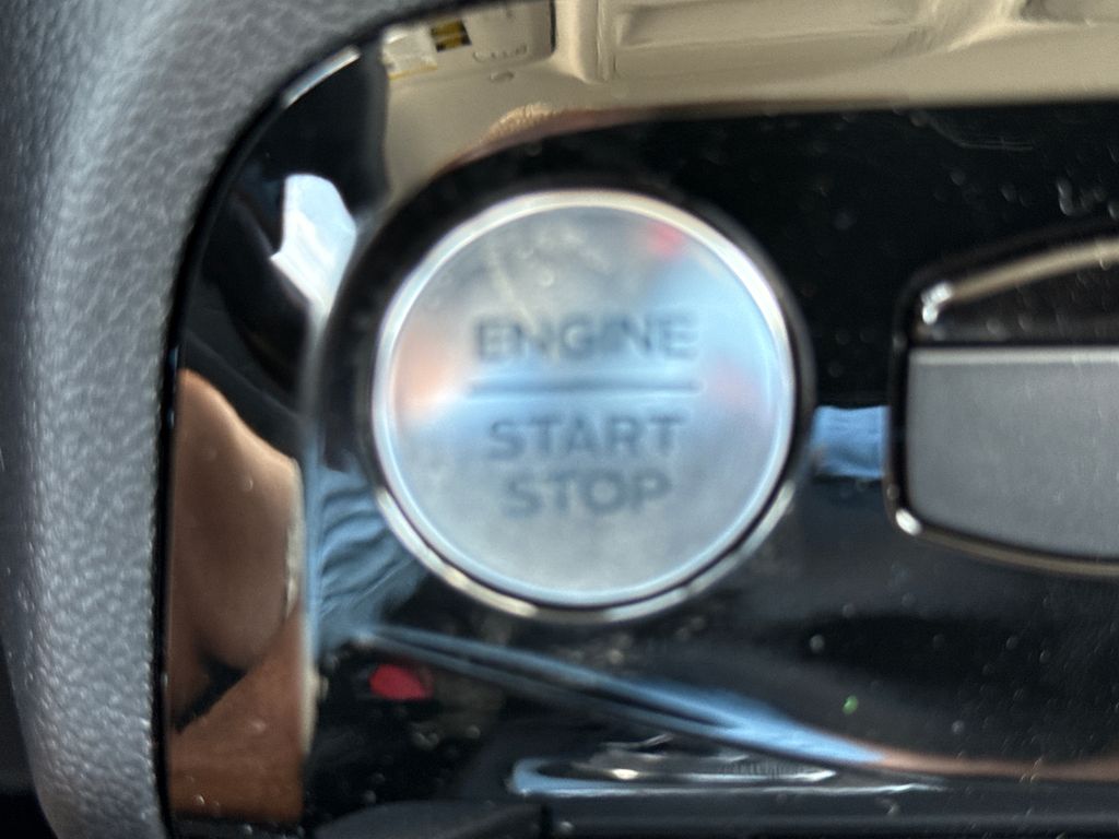 2025 Ford Escape Plug-In Hybrid Base photo 17