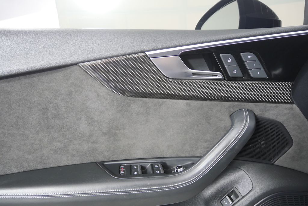 Thumbnail: 2021 Audi RS 5 - 8