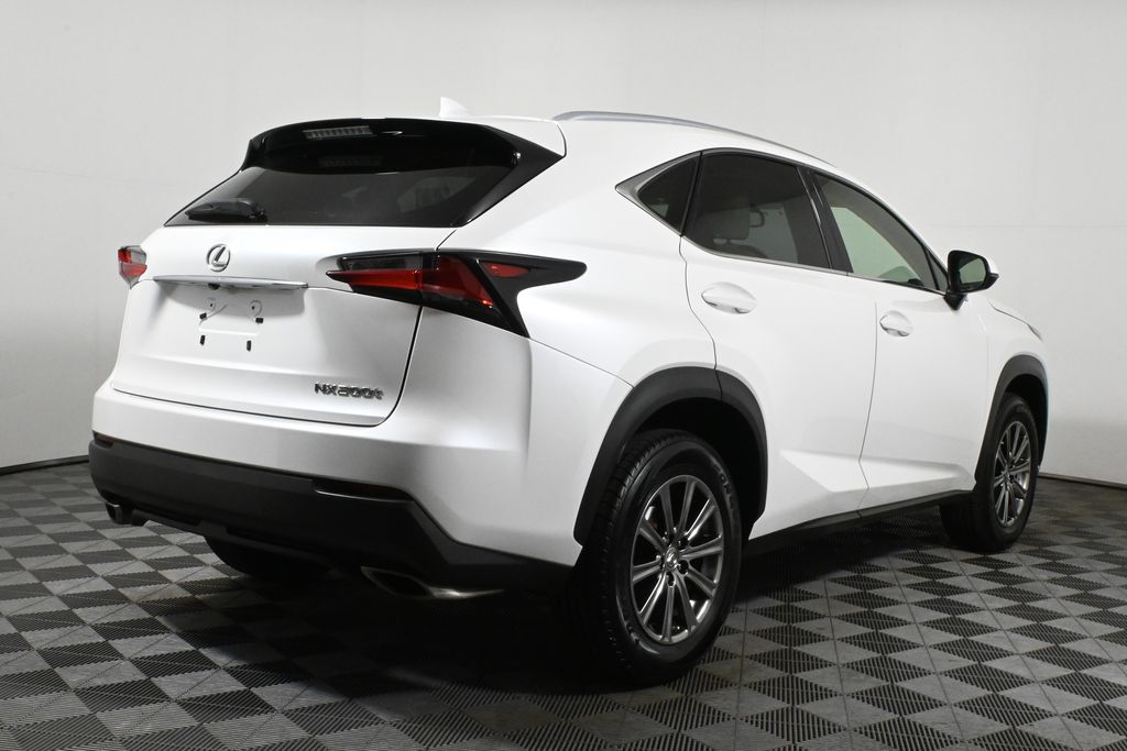 2017 Lexus NX 200t 7