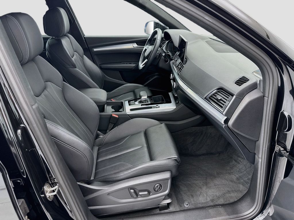 Thumbnail: 2023 Audi Q5 - 18