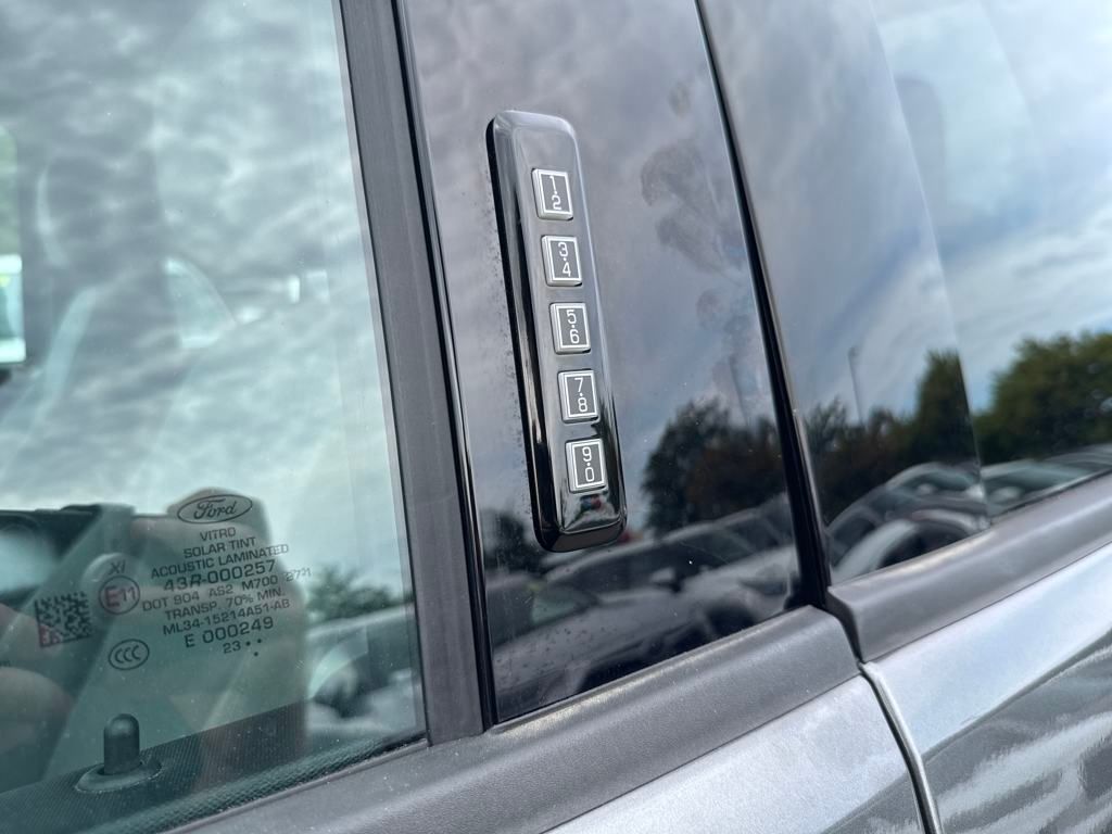 2023 Ford F-150 XLT photo 46