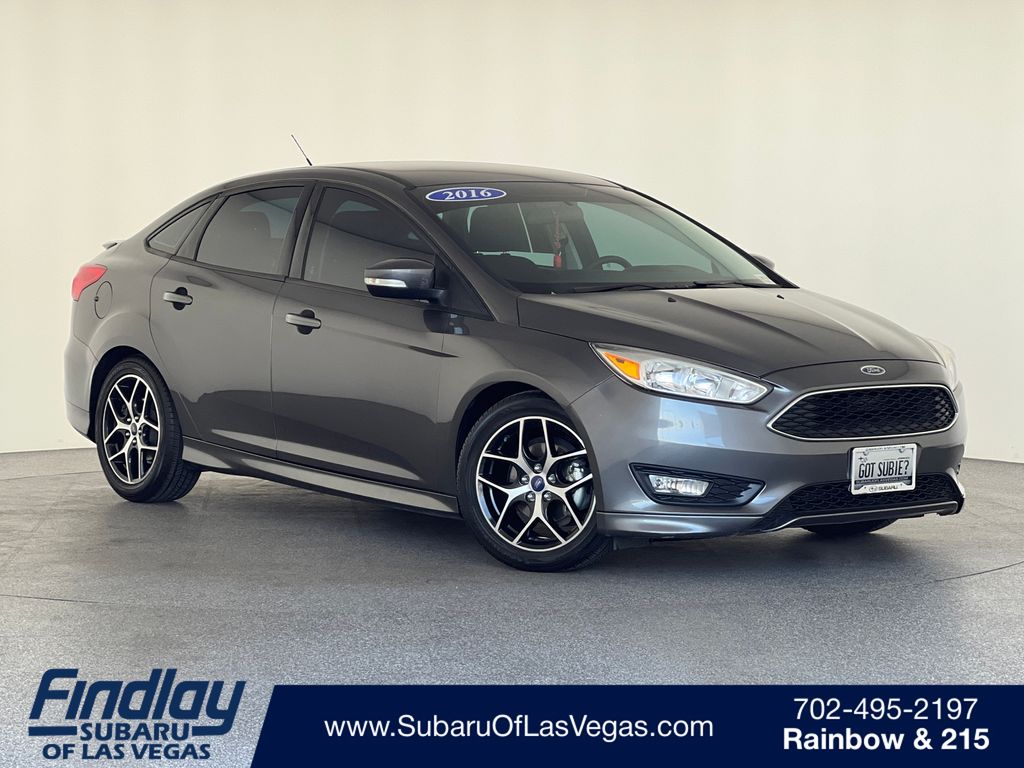  2016 Ford Focus SE   