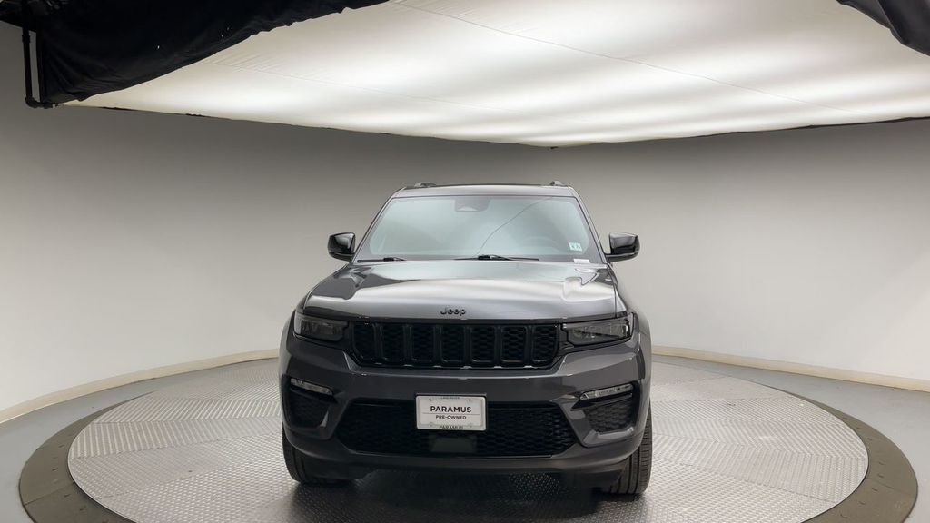 Thumbnail: 2024 Jeep Grand Cherokee - 7
