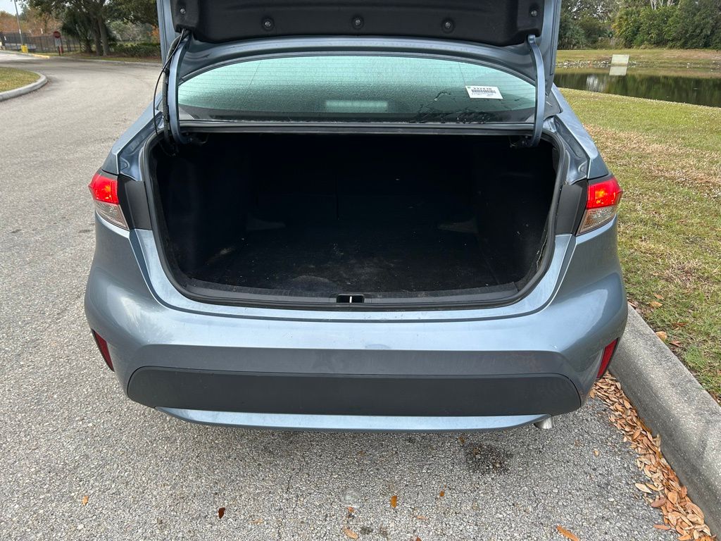 Thumbnail: 2022 Toyota Corolla - 10