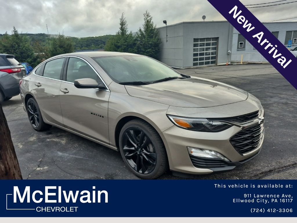 2025 Chevrolet Malibu LT with 1LT FWD
