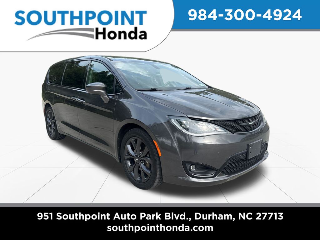 Gray (Granite Crystal Metallic Clearcoat) 2019 Chrysler Pacifica Minivan Front-Wheel Drive 9-Speed Automatic