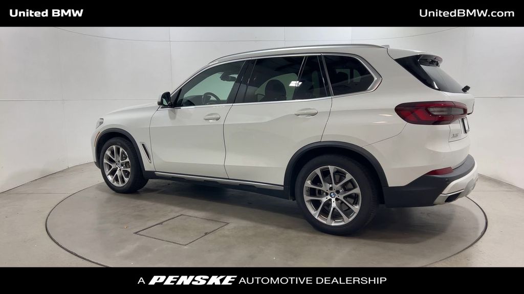 Thumbnail: 2021 BMW X5 - 6
