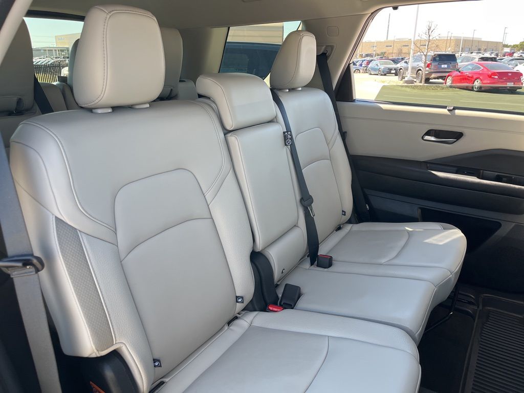 Thumbnail: 2024 Nissan Pathfinder - 27