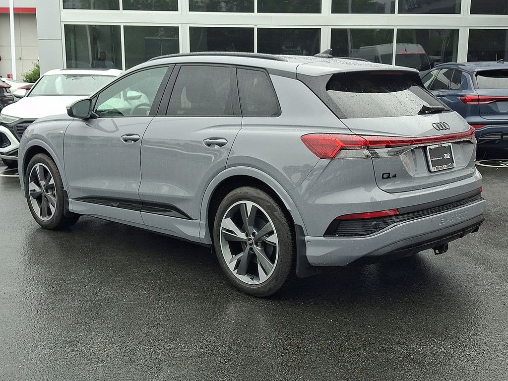 Thumbnail: 2024 Audi Q4 e-tron - 6