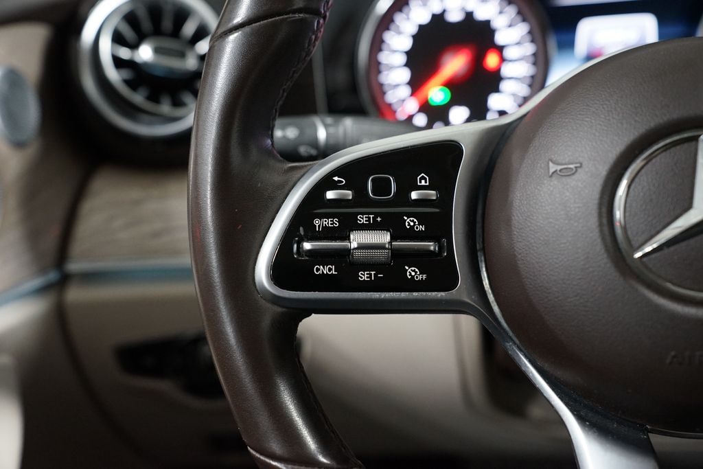 Thumbnail: 2019 Mercedes-Benz E-Class - 14