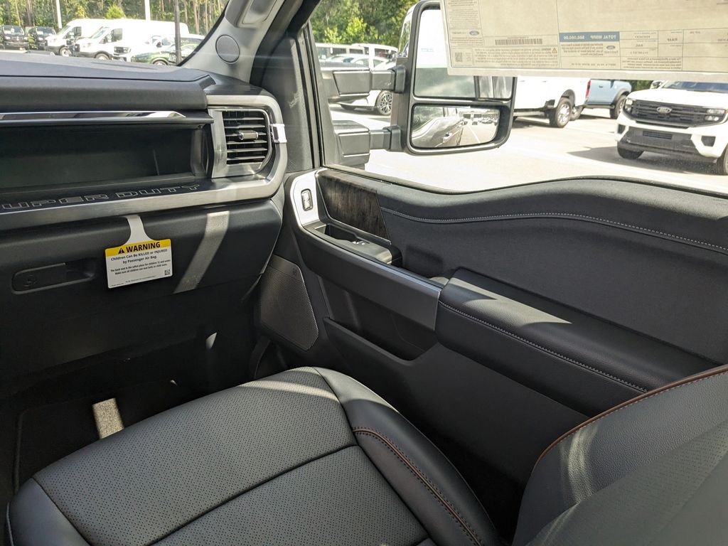 2025 Ford F-250 Super Duty Lariat