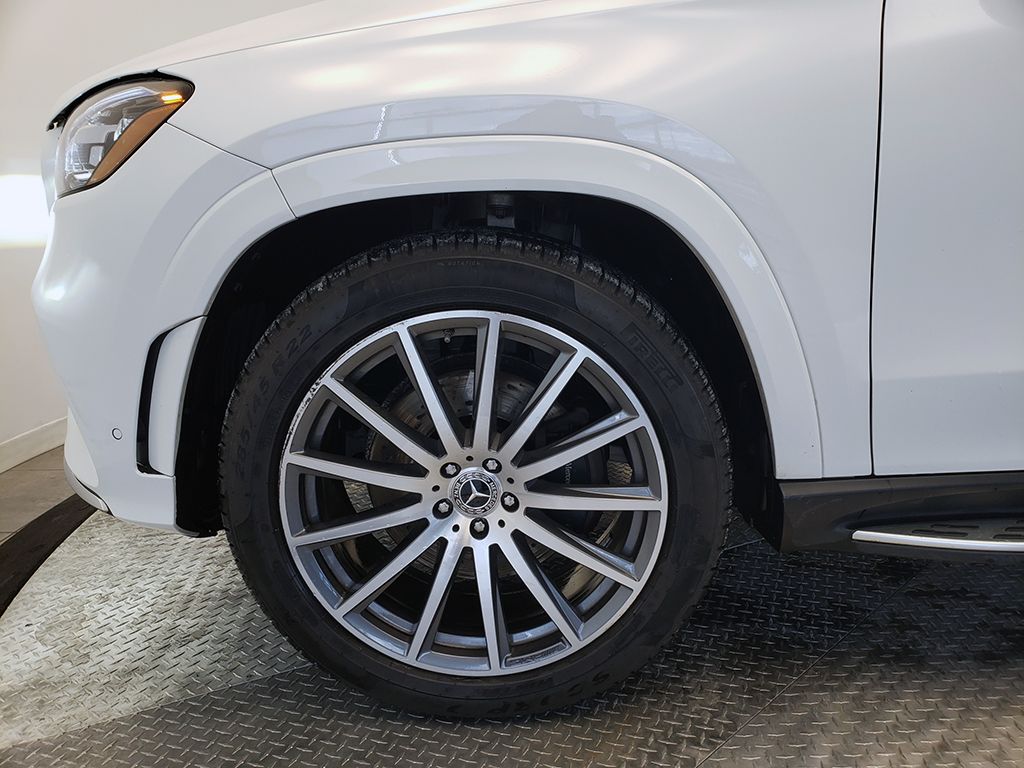 Thumbnail: 2023 Mercedes-Benz GLS - 29