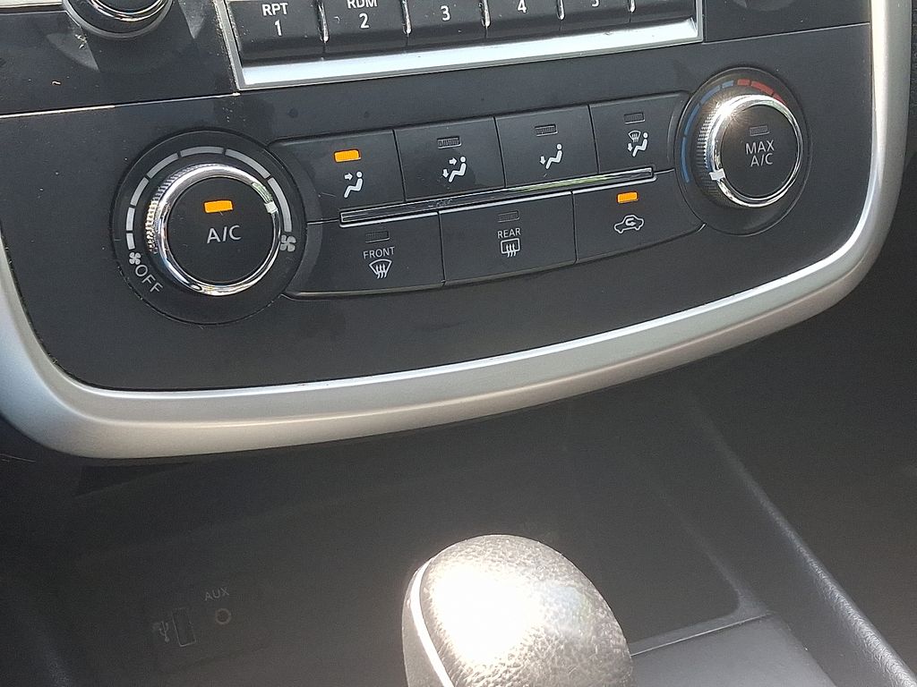 2017 Nissan Altima SR 15