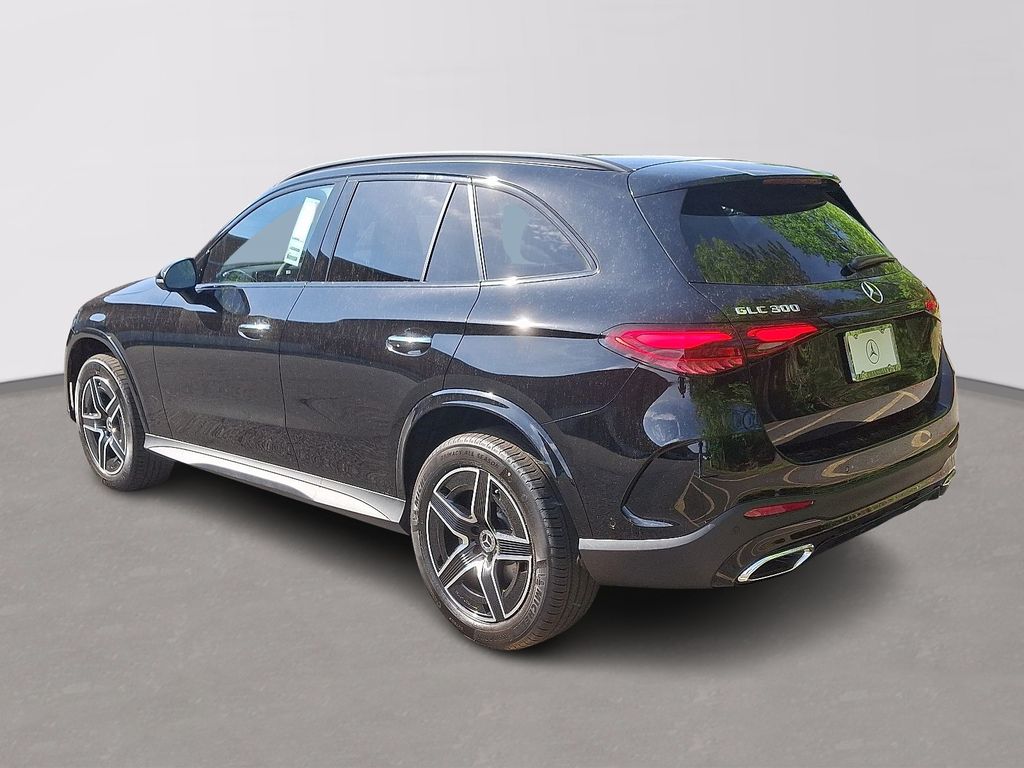 2025 Mercedes-Benz GLC 300 4