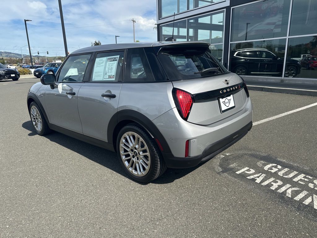 Thumbnail: 2025 MINI Cooper - 3