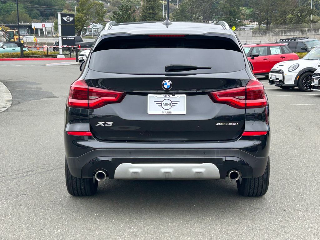 Thumbnail: 2021 BMW X3 - 4